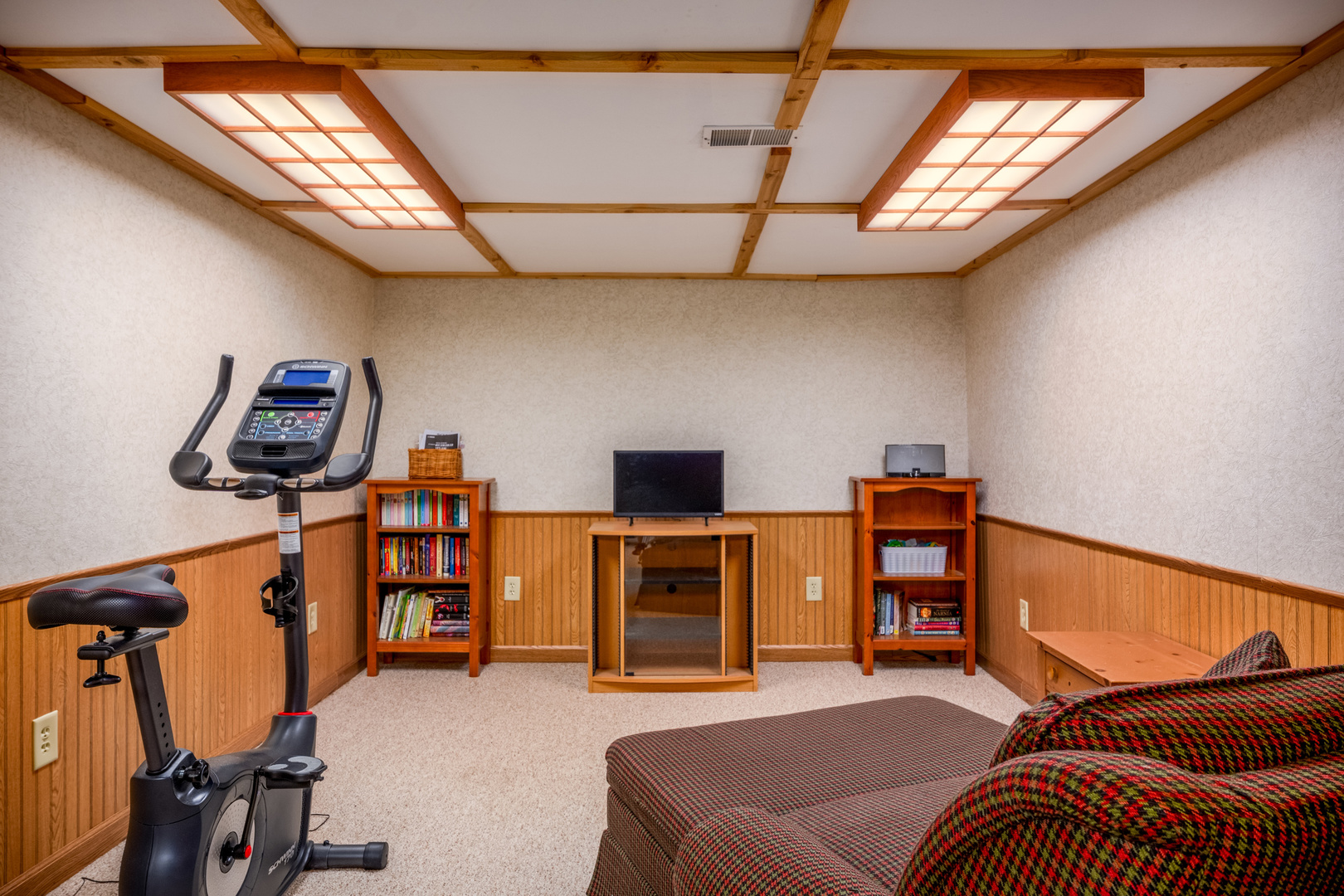 5307 28th Place, Kenosha, WI 53144