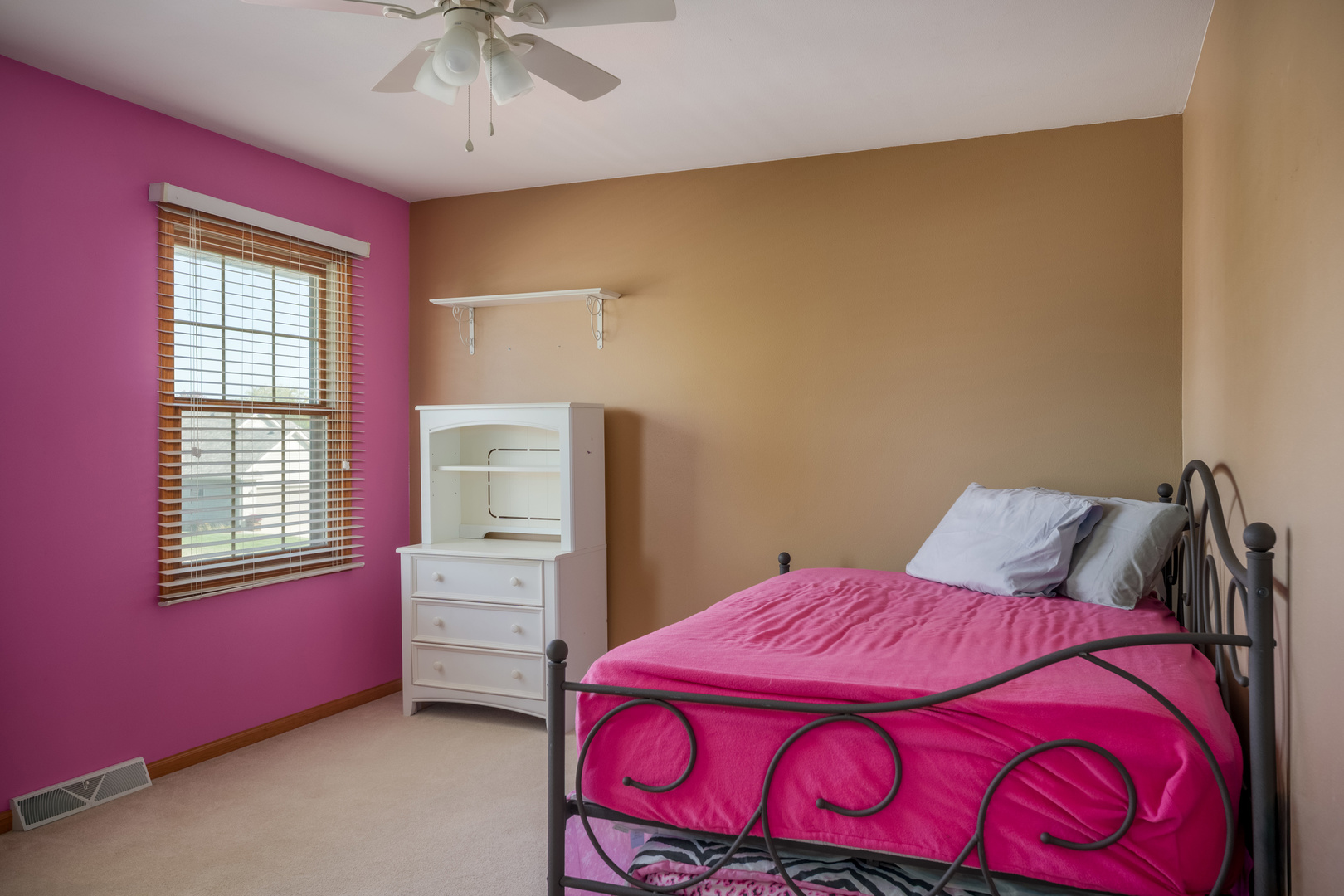 5307 28th Place, Kenosha, WI 53144