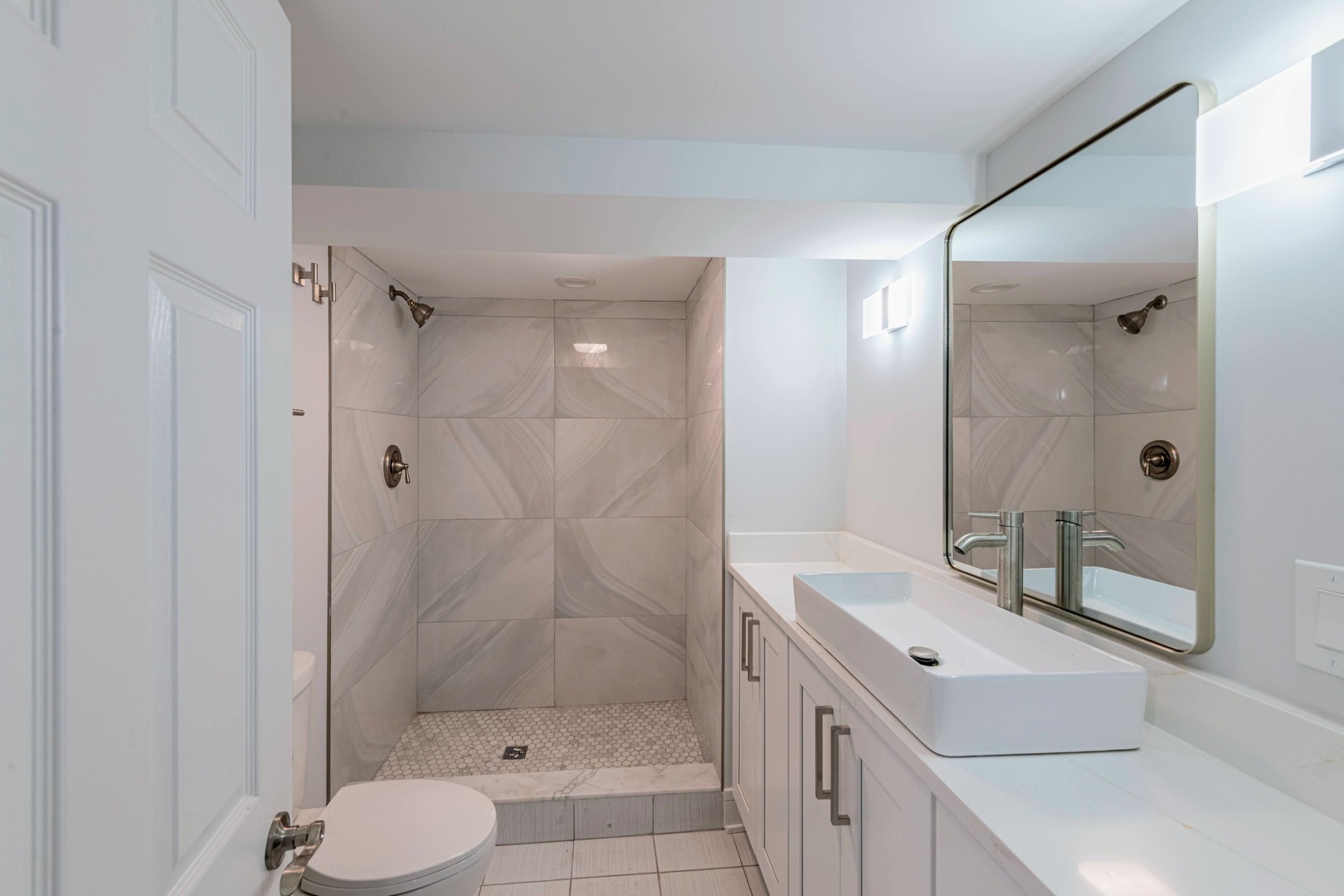 7718 W Westwood Drive, Elmwood Park, IL 60707