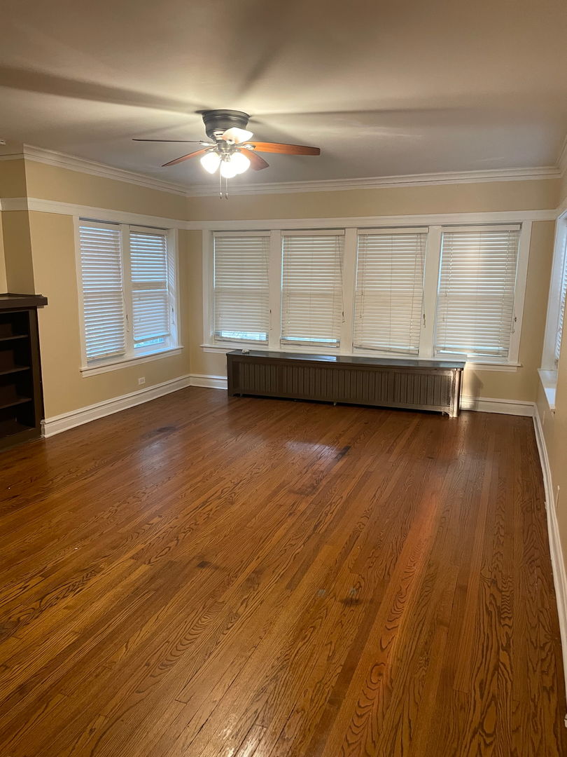 140 S Austin Boulevard #2, Oak Park, IL 60304