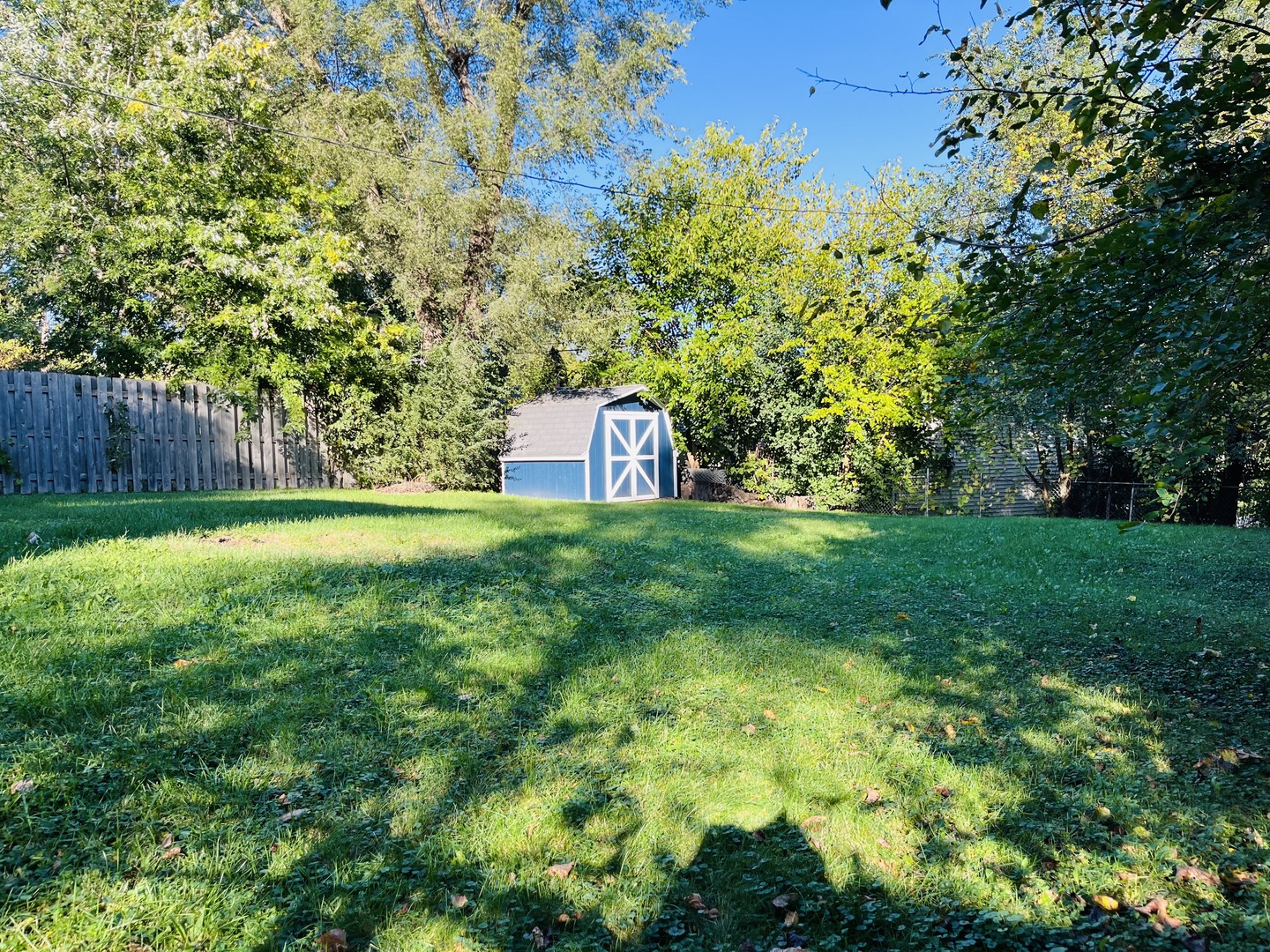 6204 Hillcrest Road, Cary, IL 60013