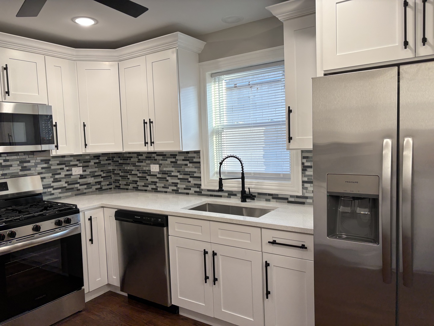 10246 S Vernon Avenue, Chicago, IL 60628