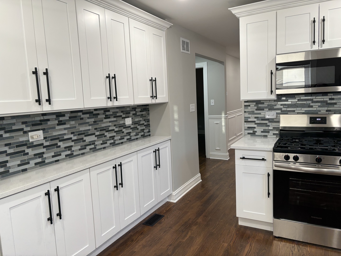 10246 S Vernon Avenue, Chicago, IL 60628