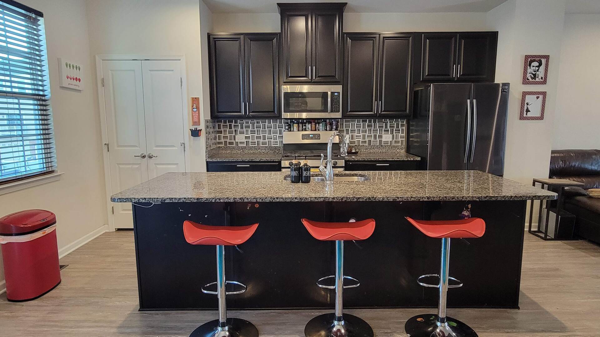 45 Nicholas Drive #C, Des Plaines, IL 60016