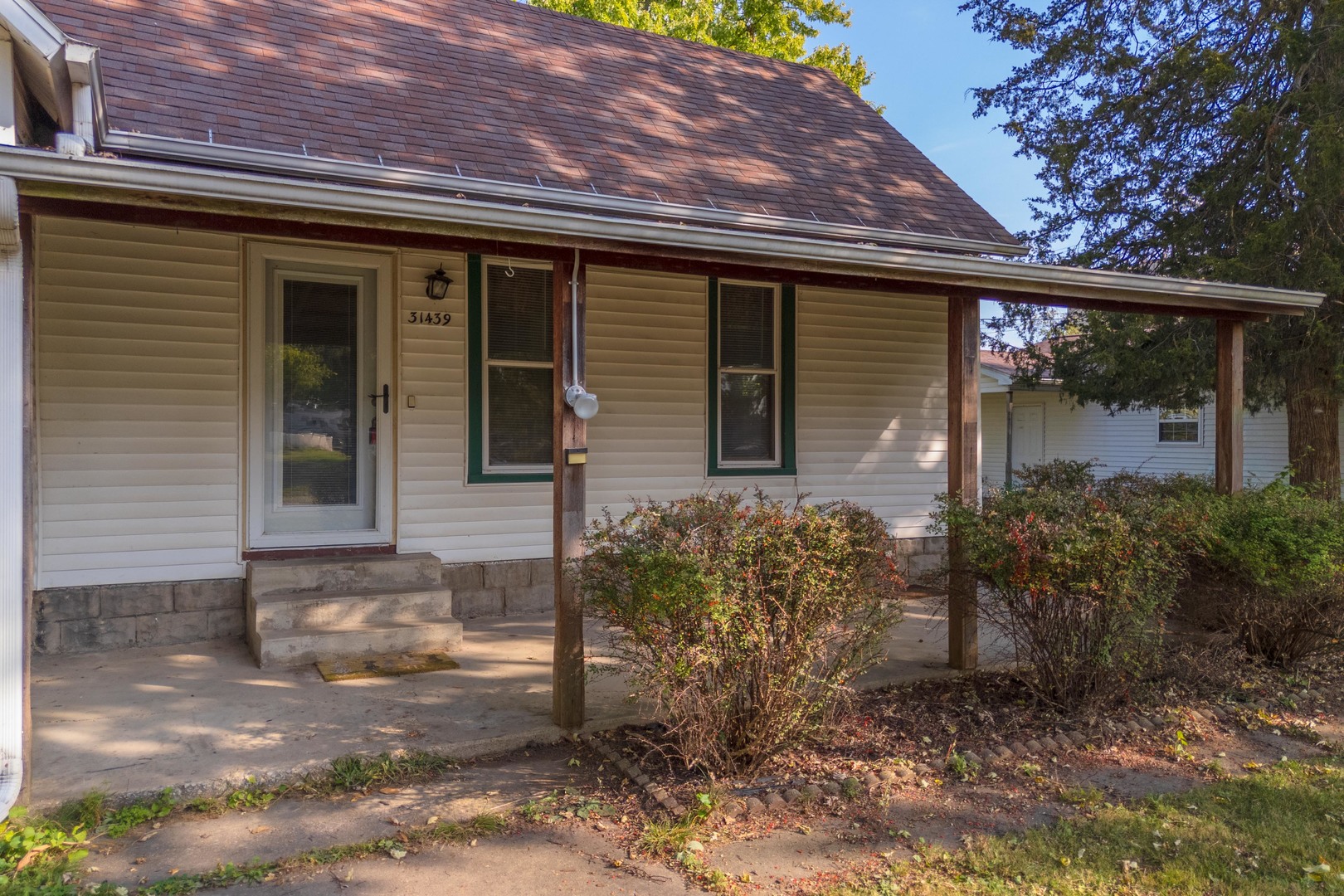 31439 Second Street, Chenoa, IL 61726