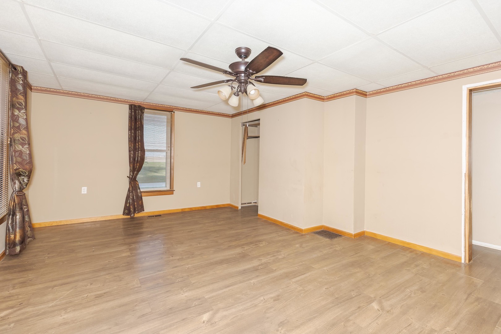 31439 Second Street, Chenoa, IL 61726