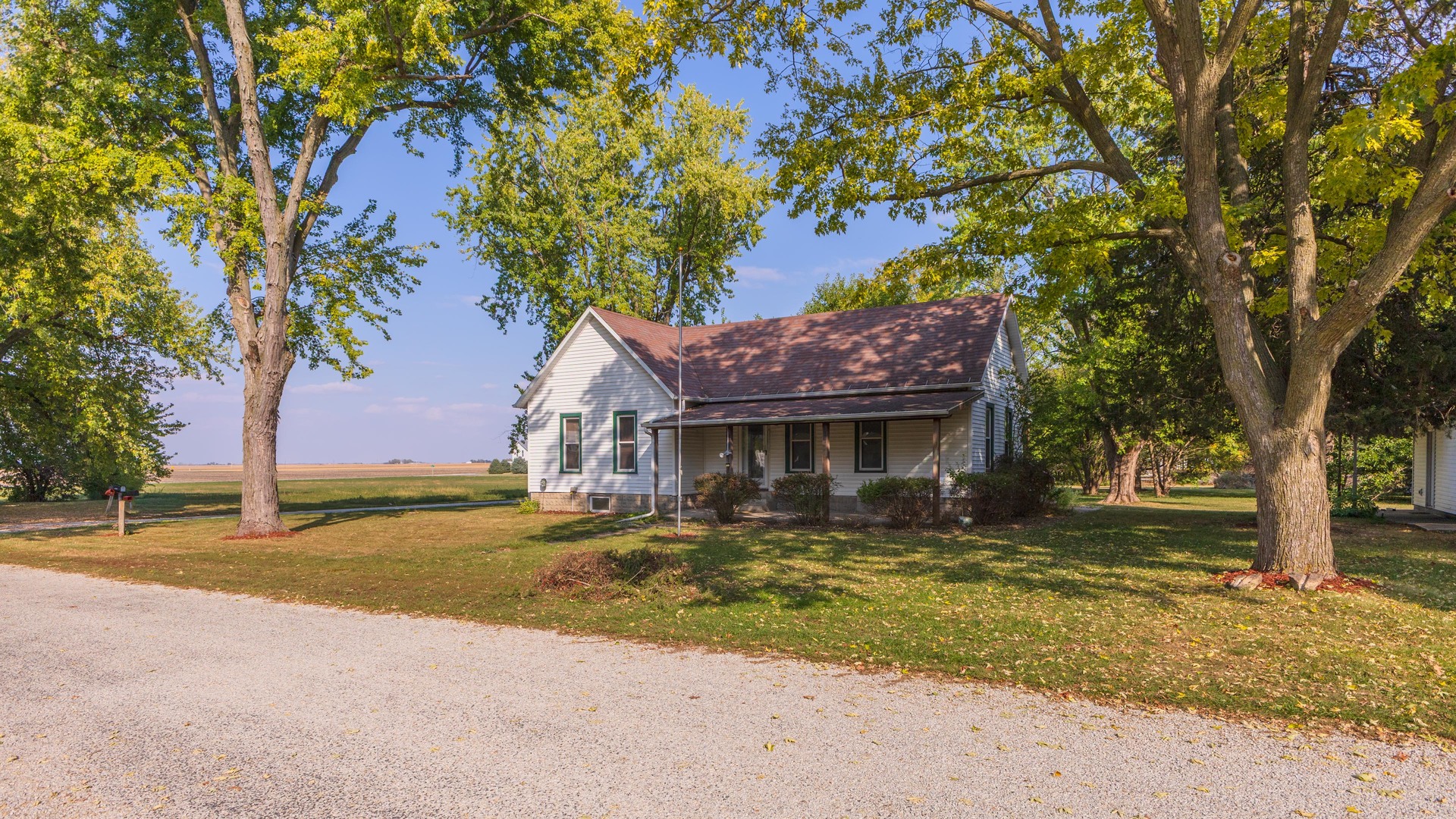 31439 Second Street, Chenoa, IL 61726