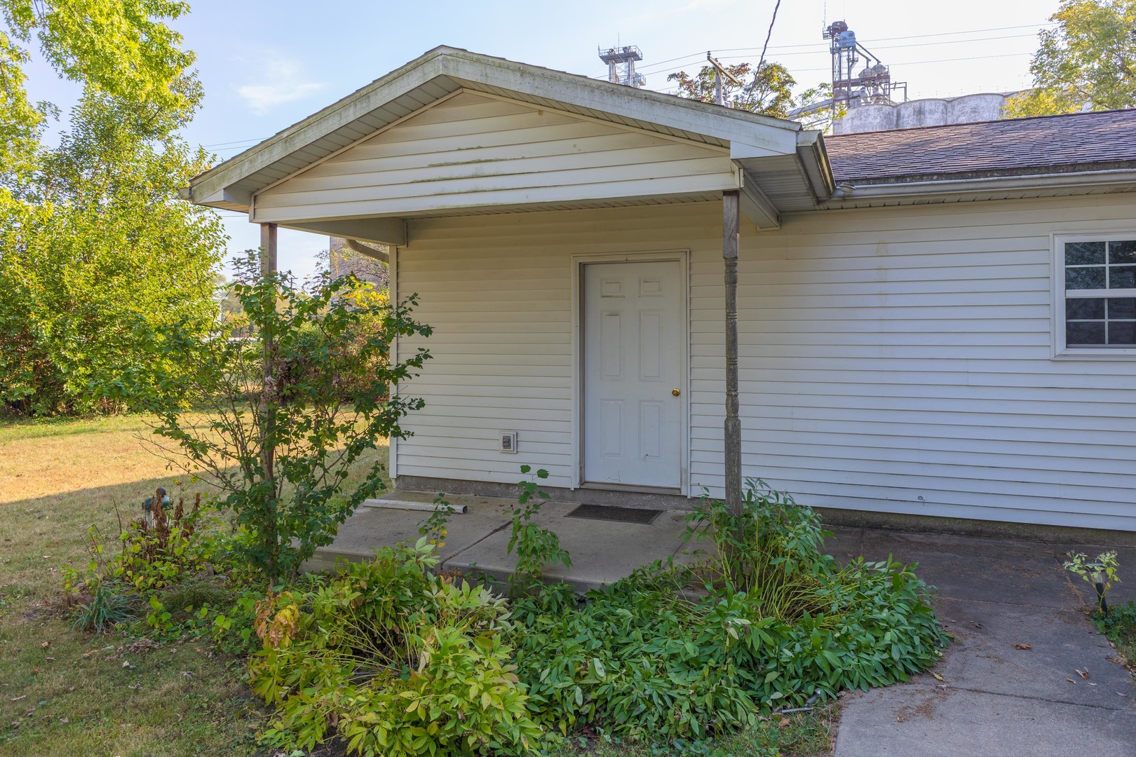 31439 Second Street, Chenoa, IL 61726