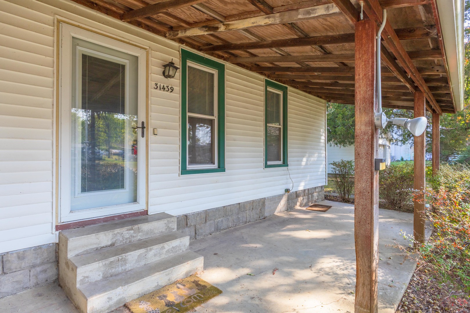 31439 Second Street, Chenoa, IL 61726