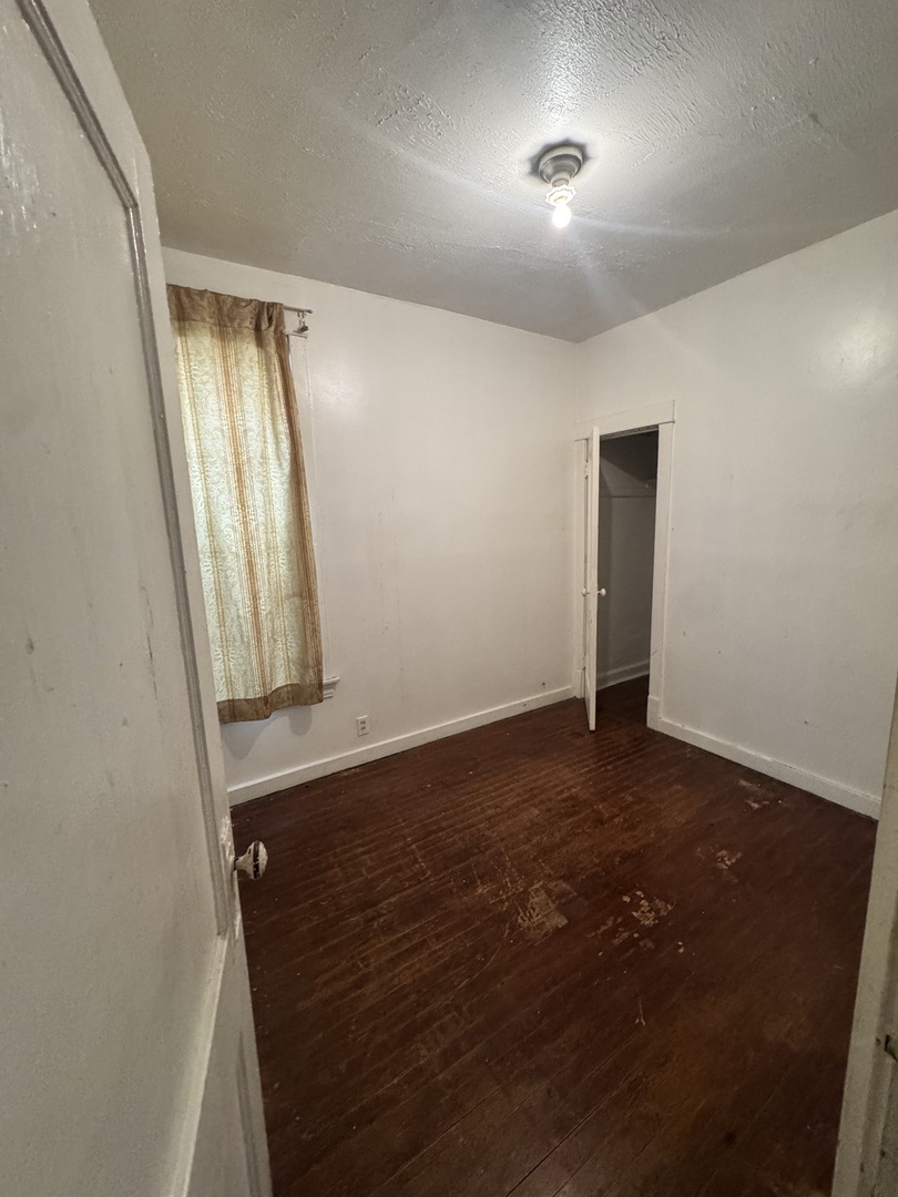 5246 W Congress Parkway, Chicago, IL 60644