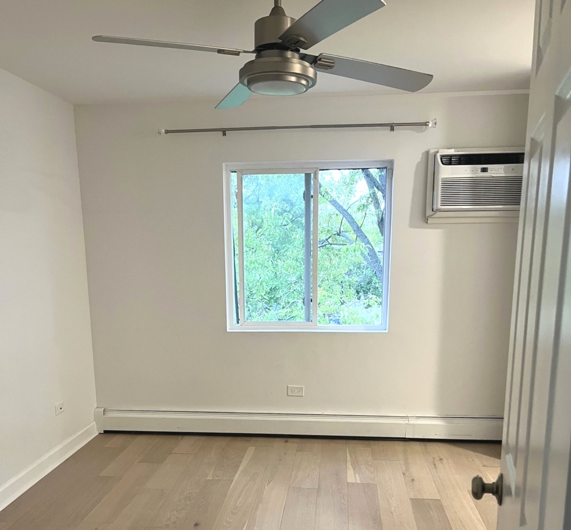 10B E Dundee Quarter Drive #301, Palatine, IL 60074