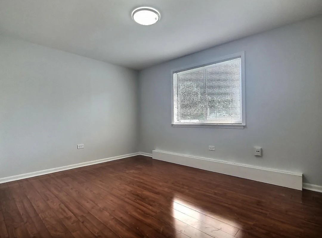 287 8th Street, Wheeling, IL 60090