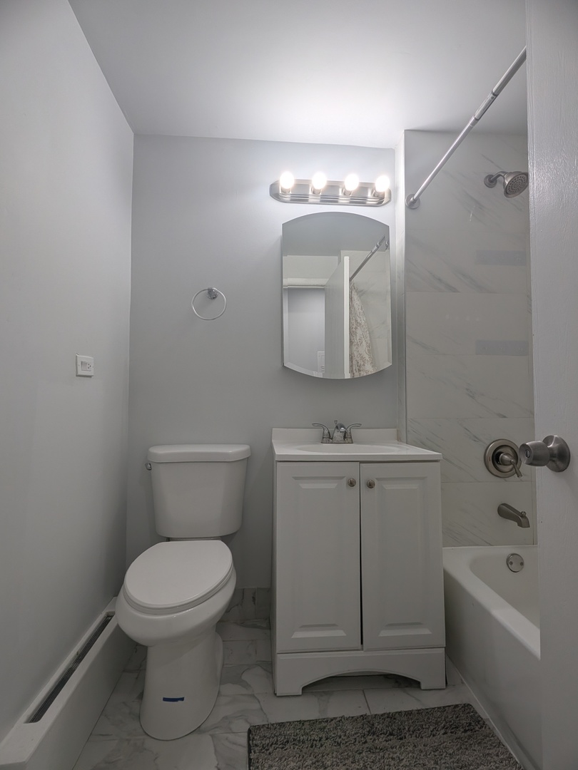 287 8th Street, Wheeling, IL 60090