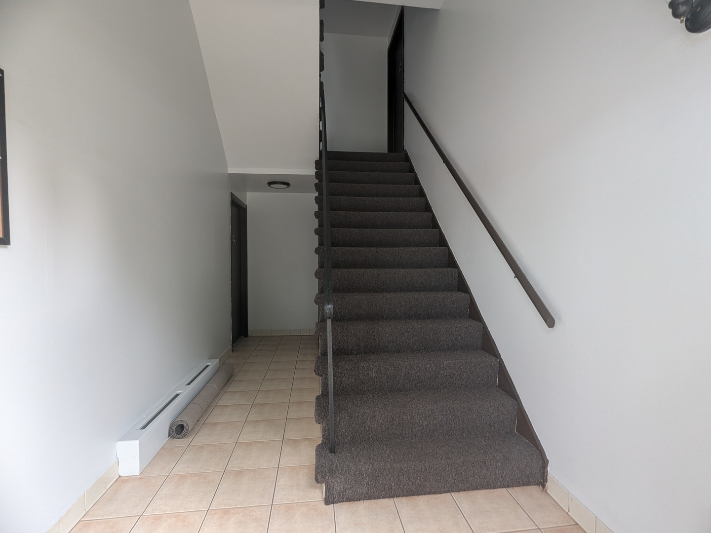 287 8th Street, Wheeling, IL 60090