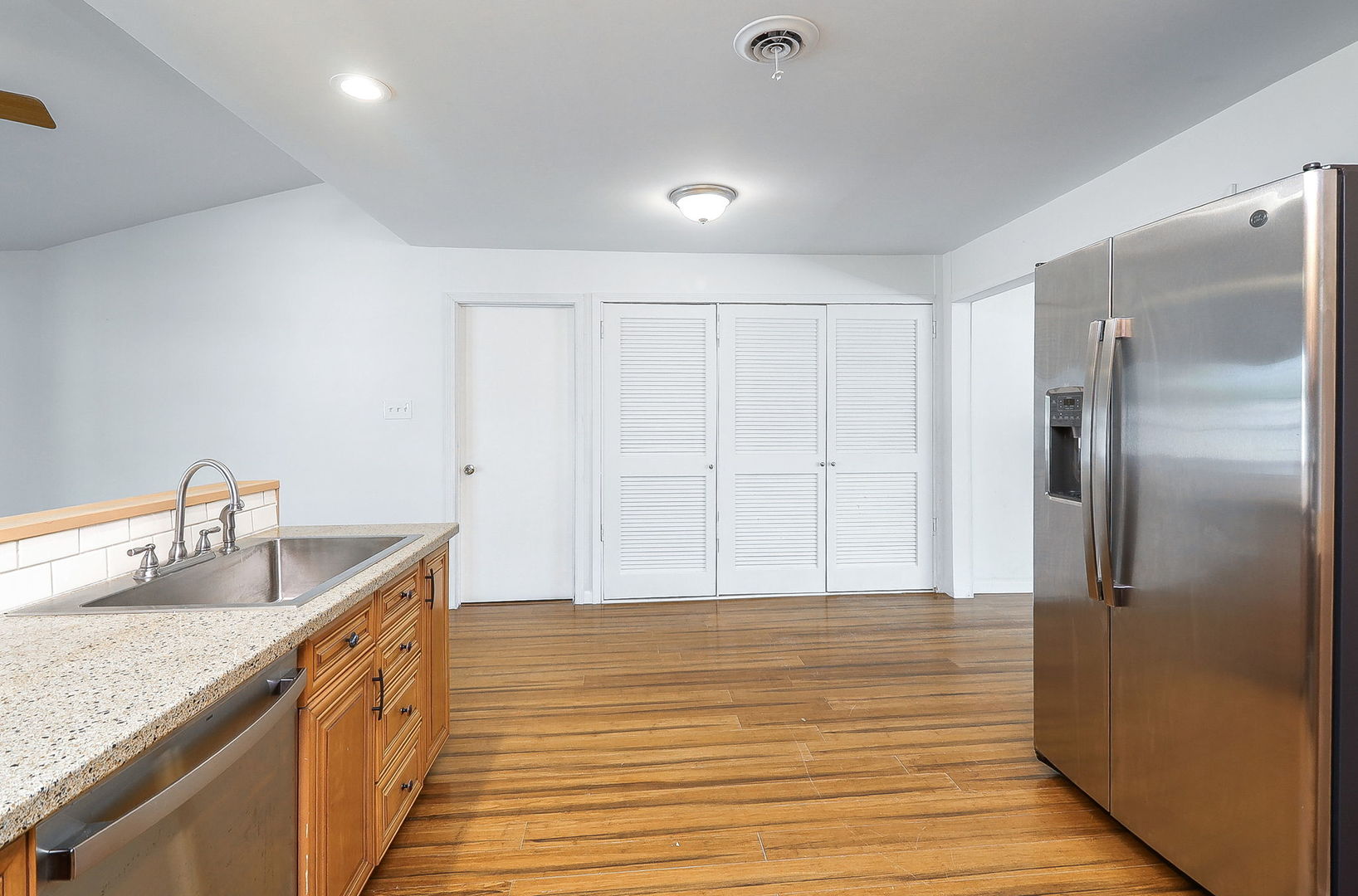 513 Conant Avenue, Joliet, IL 60435