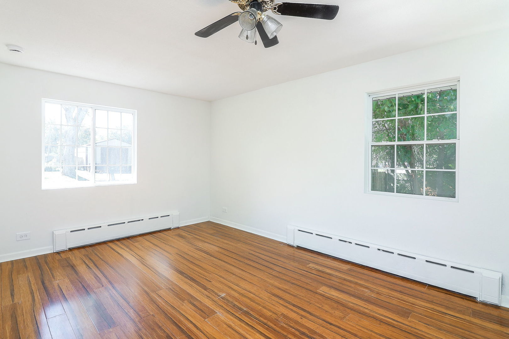 513 Conant Avenue, Joliet, IL 60435