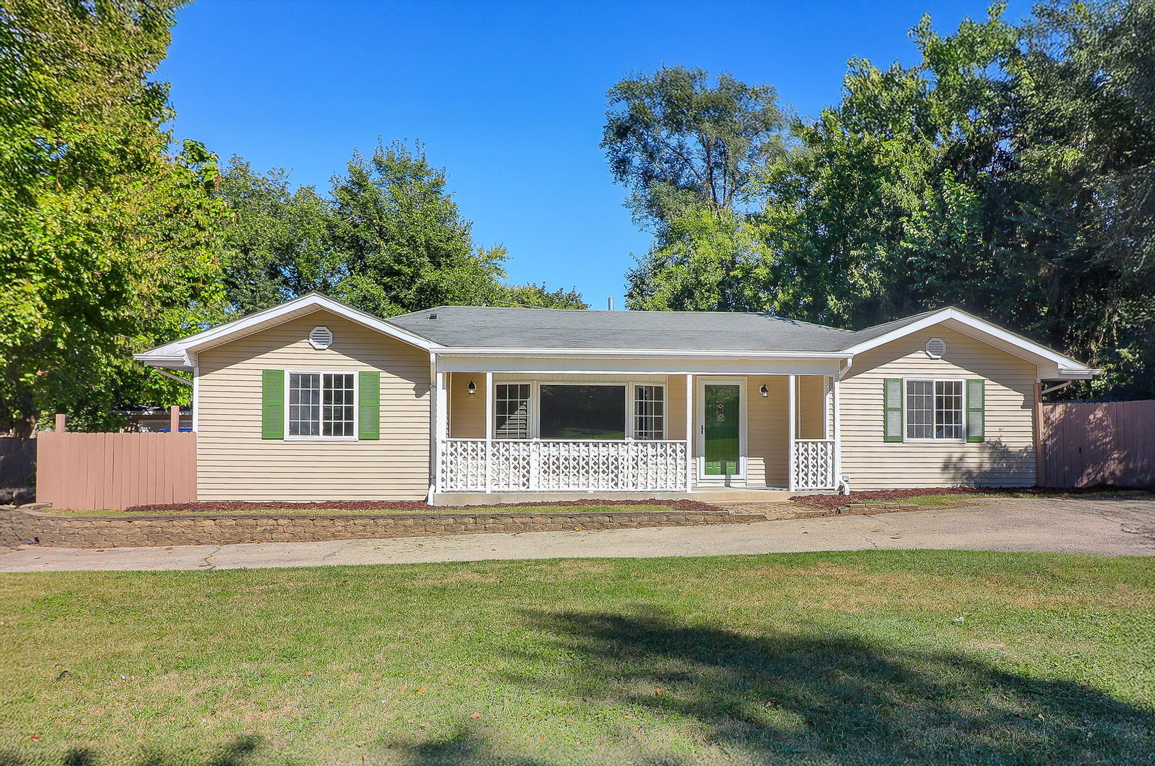 513 Conant Avenue, Joliet, IL 60435