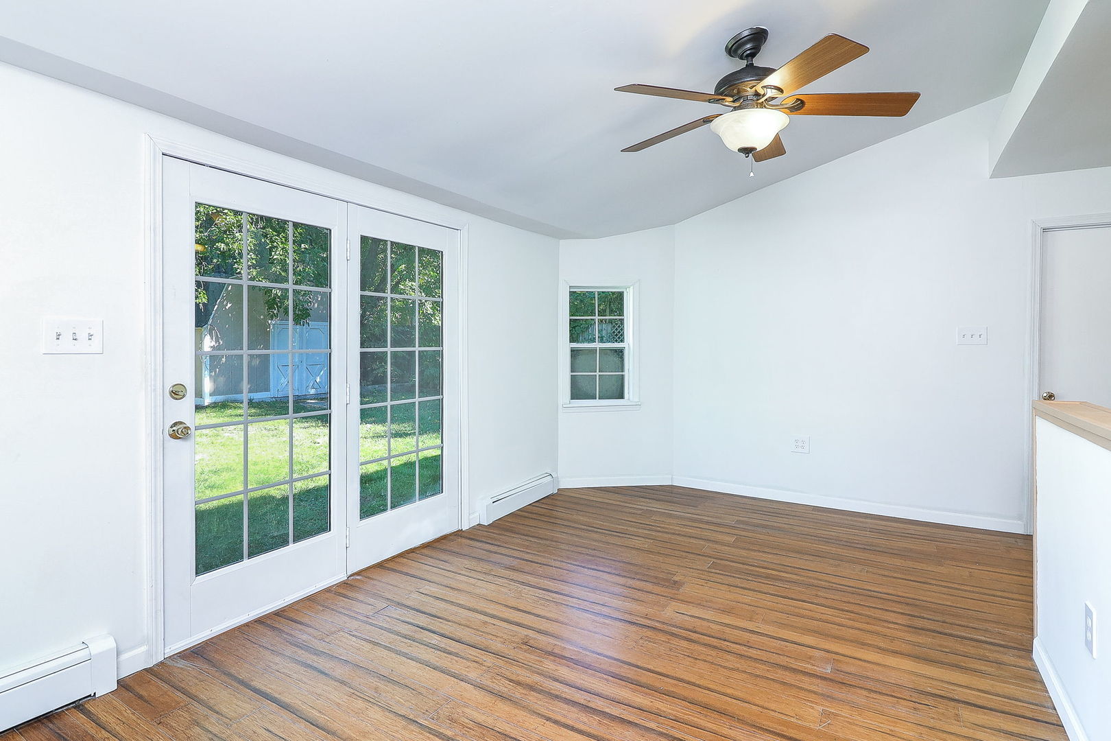 513 Conant Avenue, Joliet, IL 60435