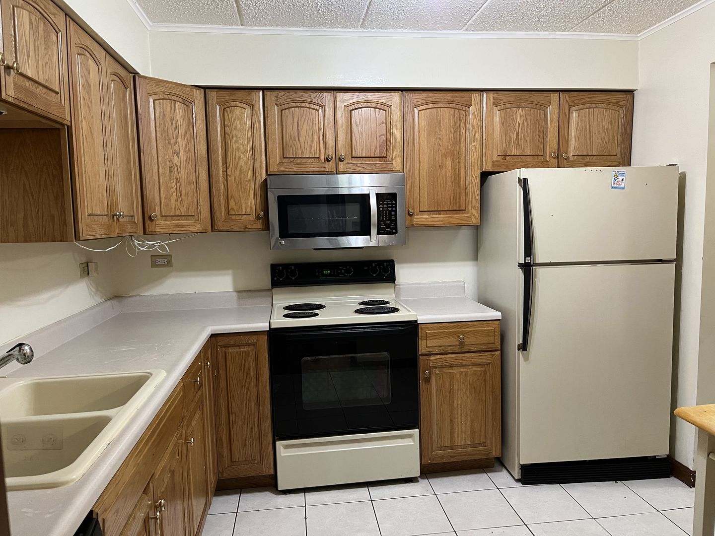 9616 W Higgins Road #2G, Rosemont, IL 60018