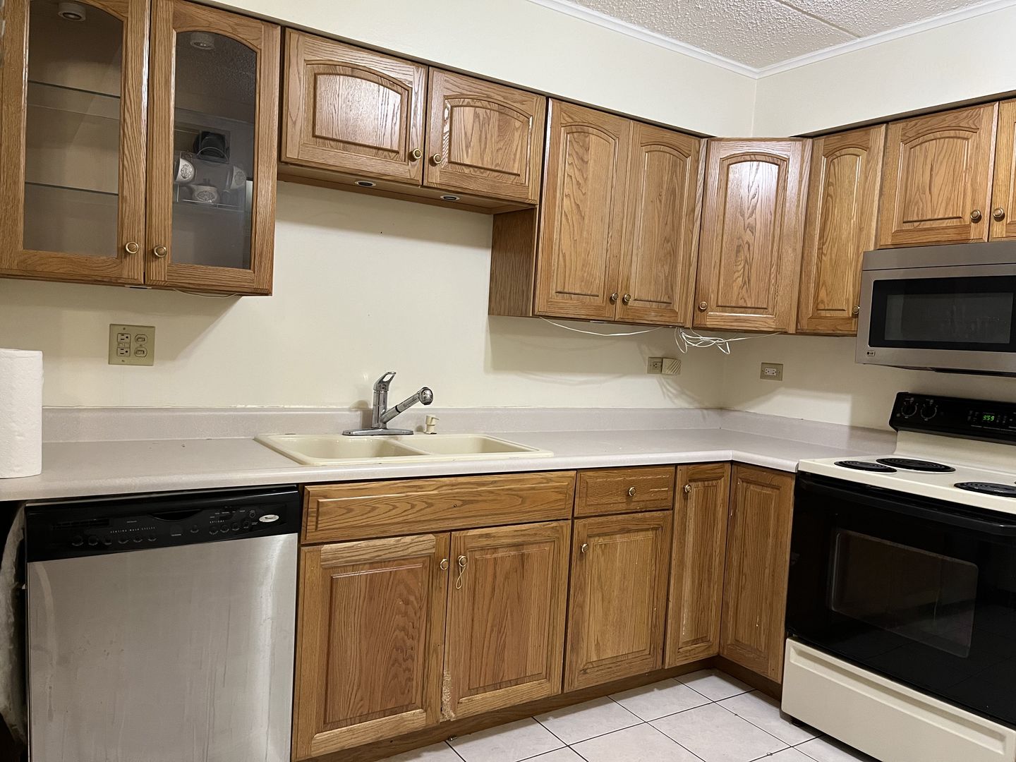 9616 W Higgins Road #2G, Rosemont, IL 60018