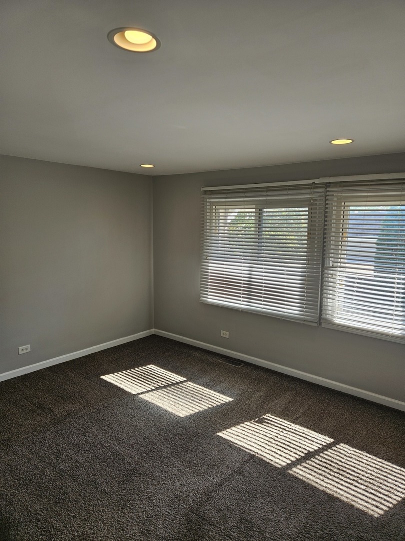 1239 SAN SIMEON Drive, Hanover Park, IL 60133