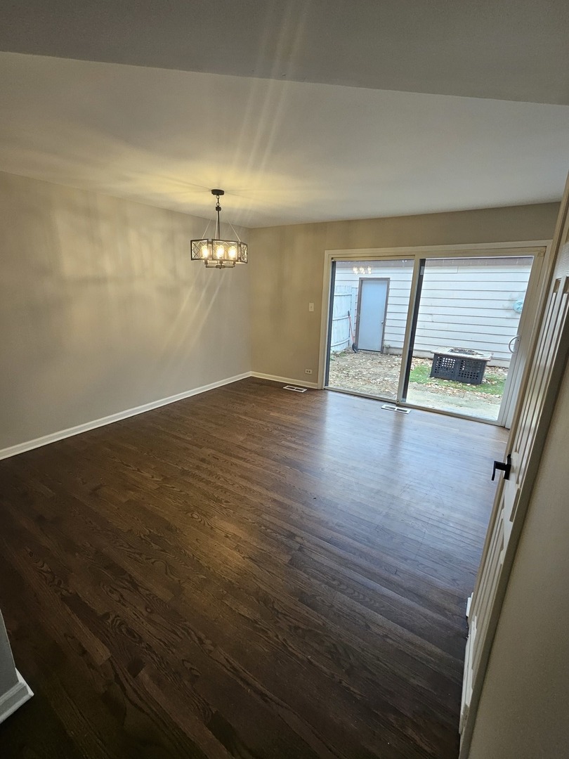 1239 SAN SIMEON Drive, Hanover Park, IL 60133