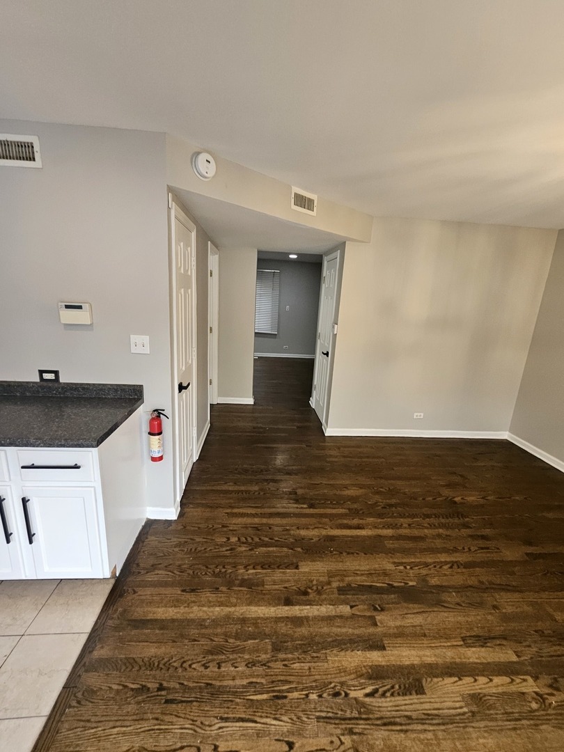 1239 SAN SIMEON Drive, Hanover Park, IL 60133