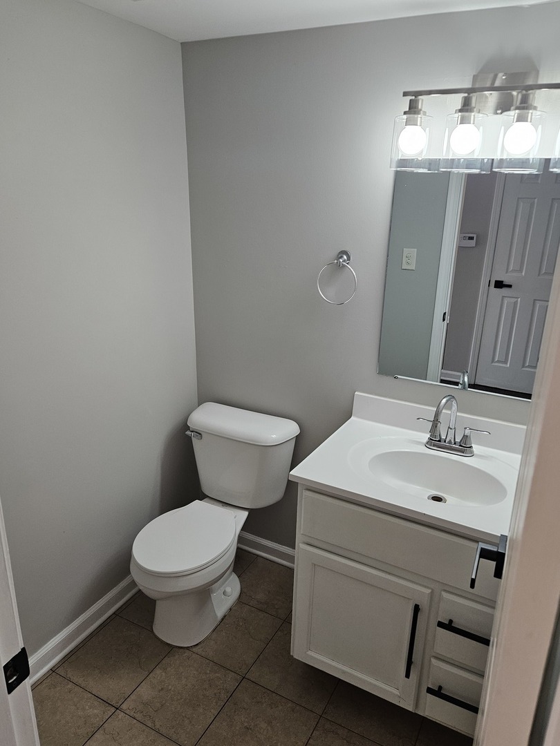 1239 SAN SIMEON Drive, Hanover Park, IL 60133
