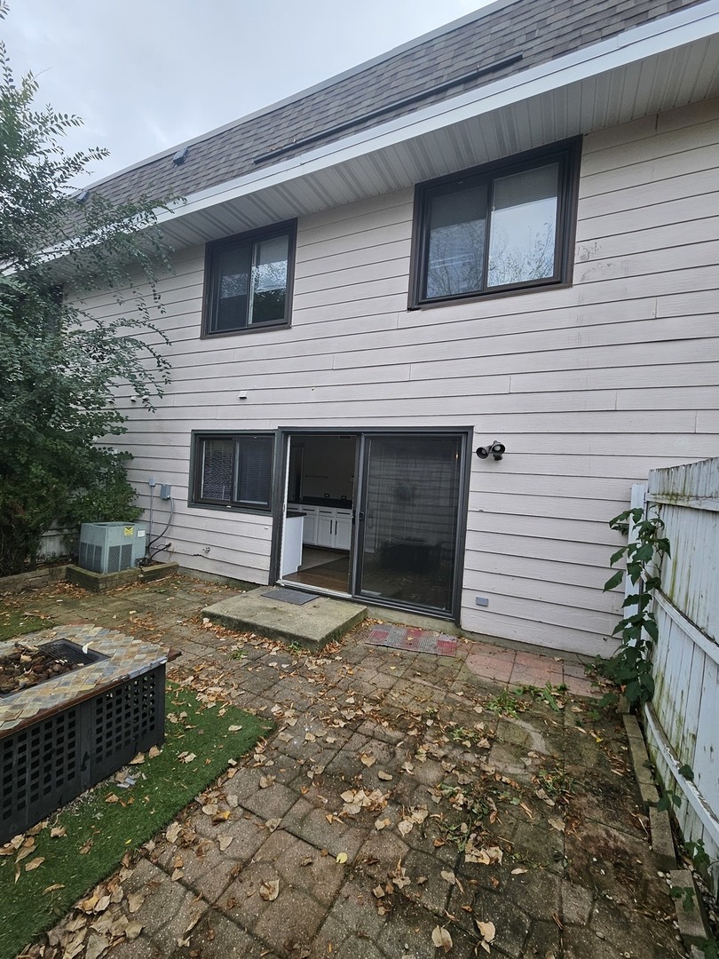 1239 SAN SIMEON Drive, Hanover Park, IL 60133