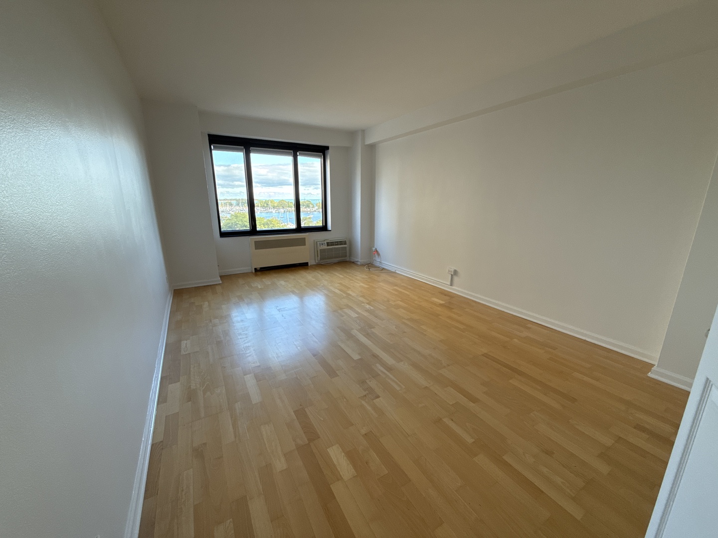 3100 N Lake Shore Drive #811, Chicago, IL 60657