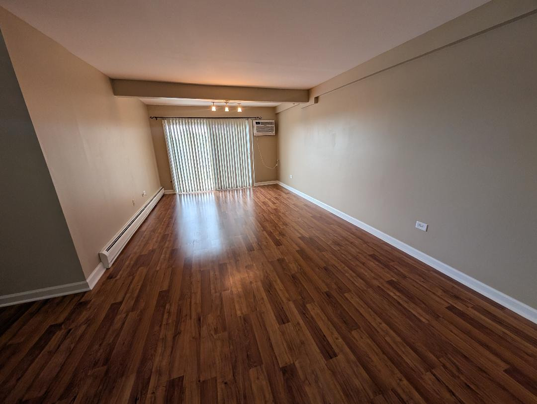 8556 W 102nd Terrace #5-315, Palos Hills, IL 60465