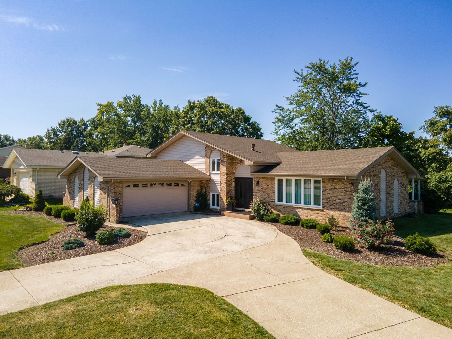 12360 Derby Lane, Orland Park, IL 60467