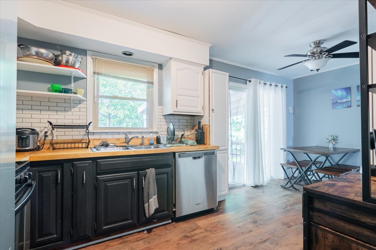 711 Lara Road, Normal, IL 61761