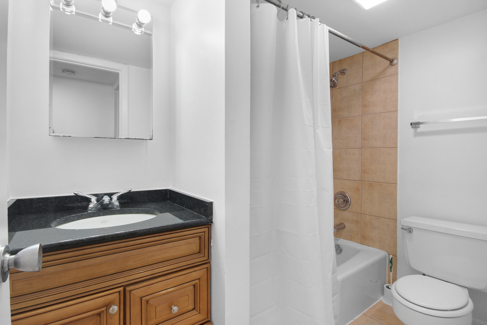 10241 S Central Avenue #1B, Oak Lawn, IL 60453