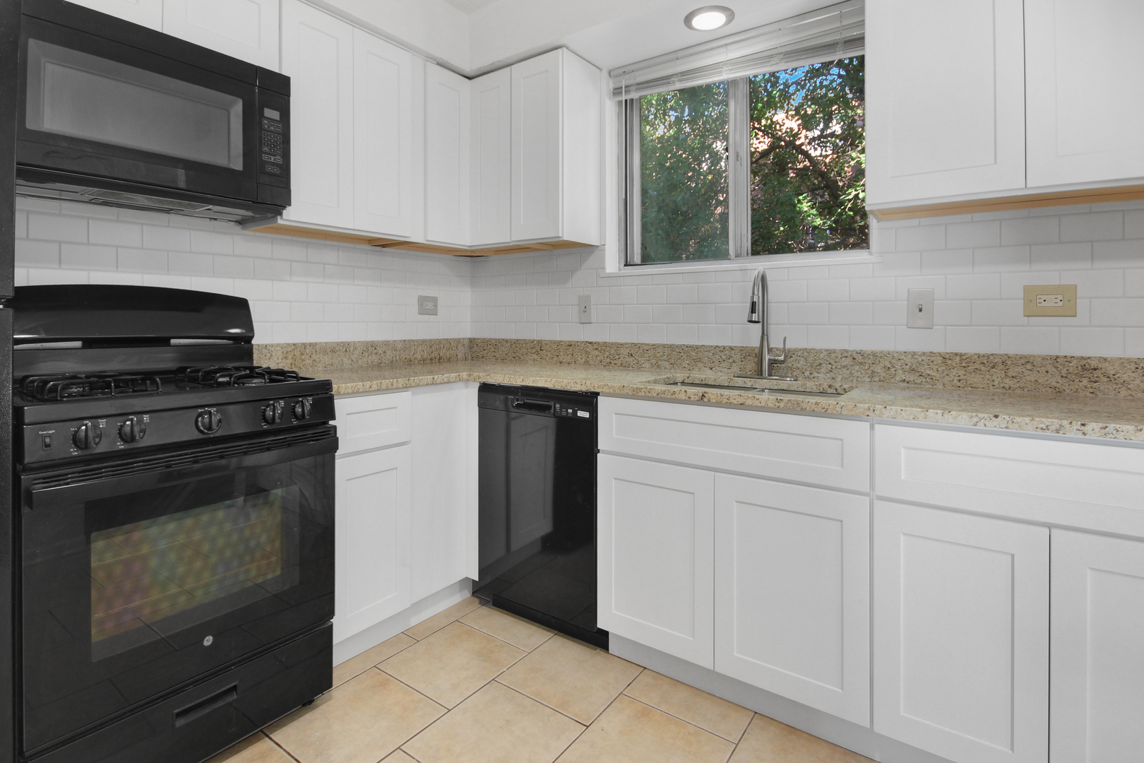 10241 S Central Avenue #1B, Oak Lawn, IL 60453