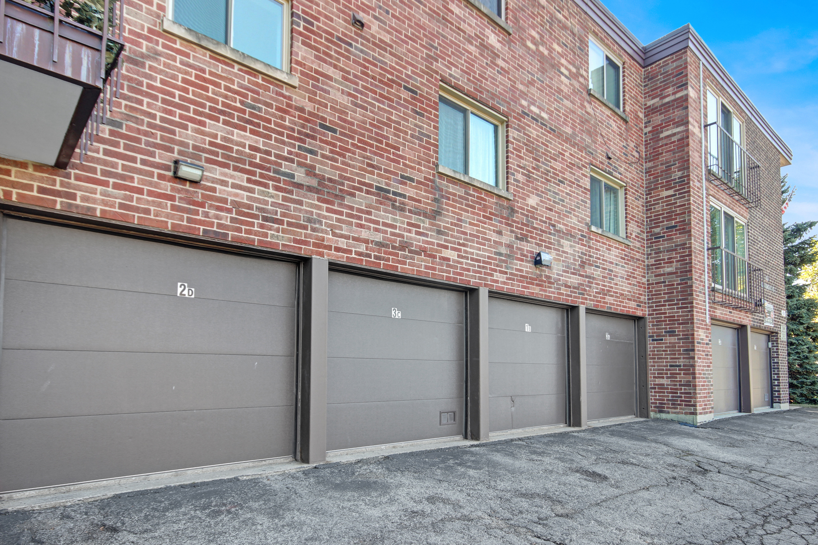 10241 S Central Avenue #1B, Oak Lawn, IL 60453
