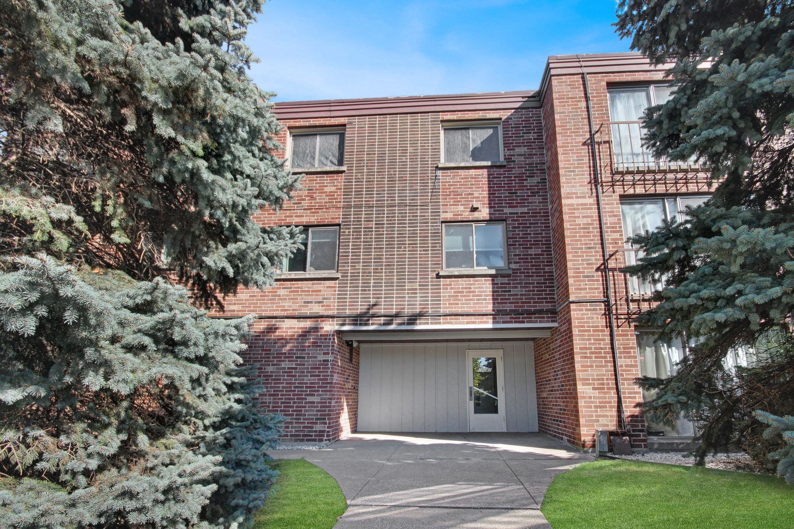10241 S Central Avenue #1B, Oak Lawn, IL 60453