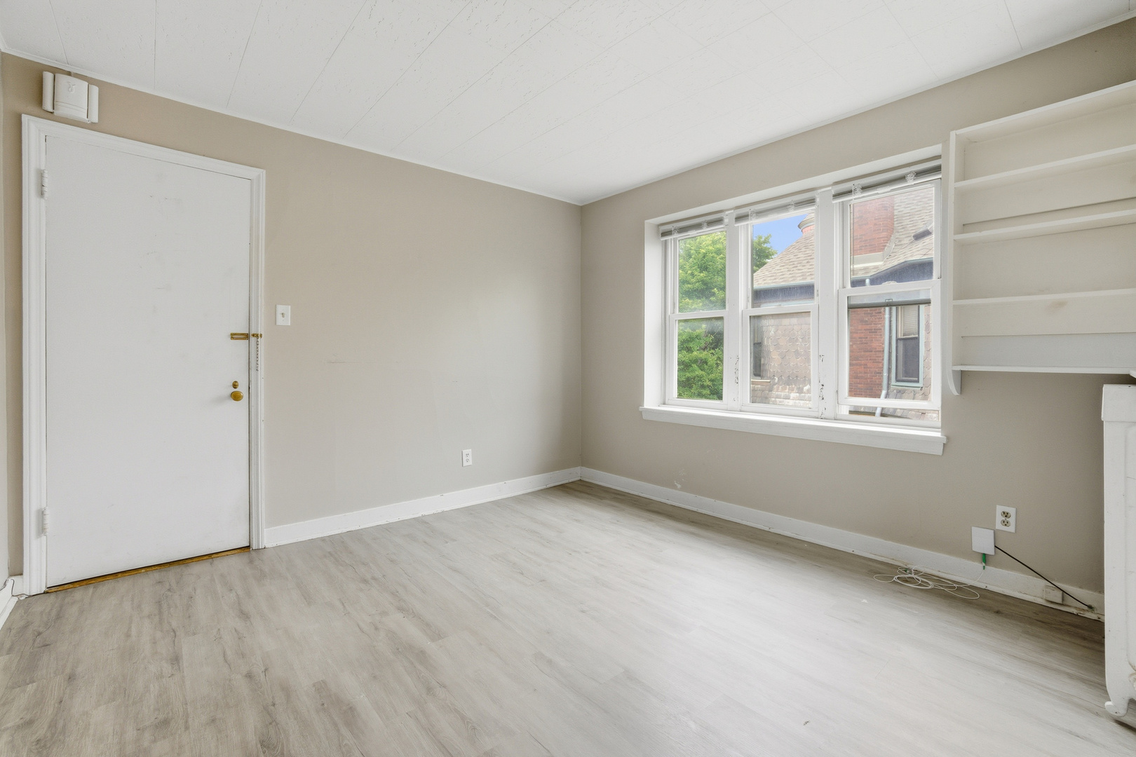 134 S Kenilworth Avenue #2N, Oak Park, IL 60302