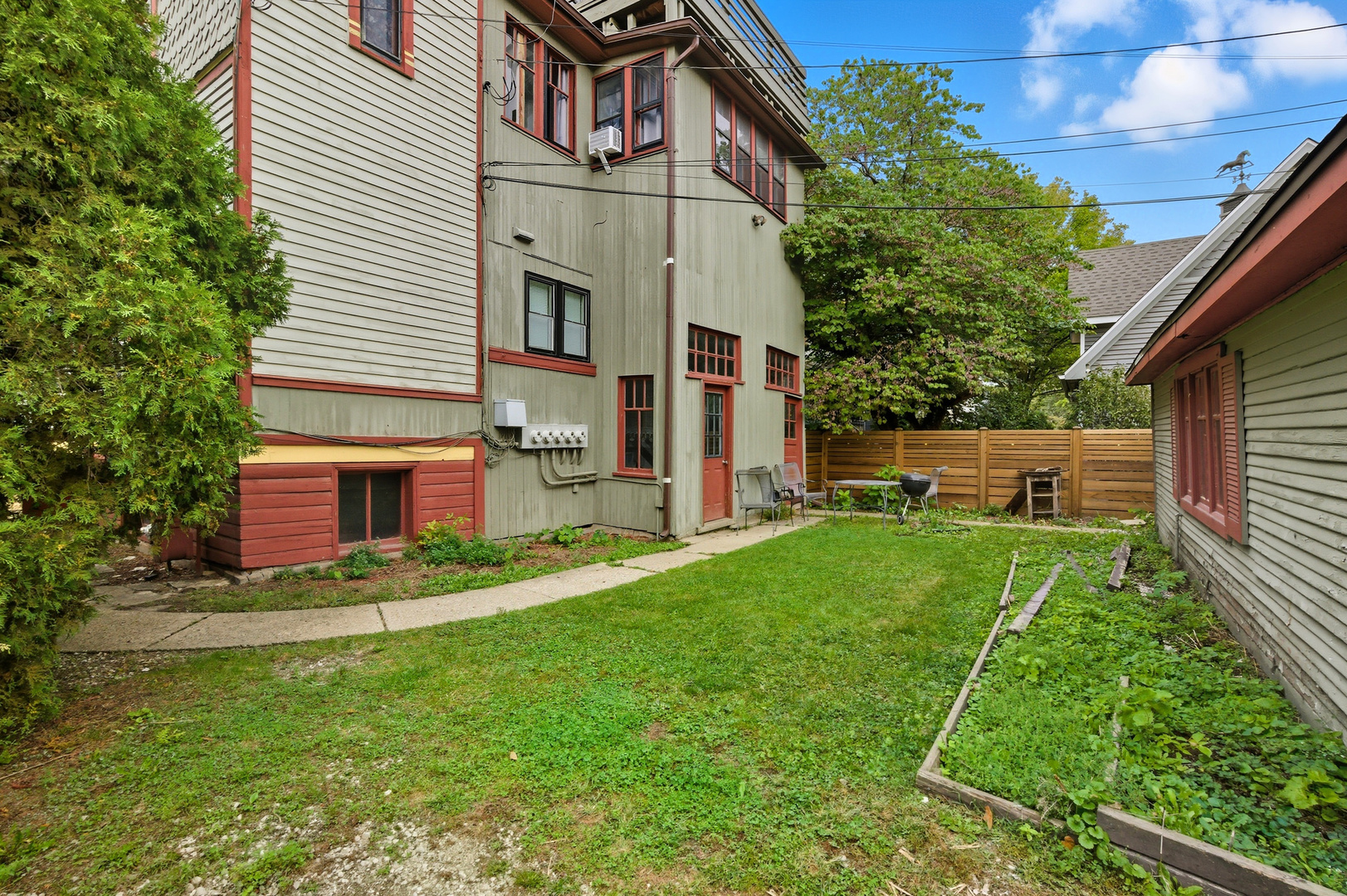 134 S Kenilworth Avenue #2N, Oak Park, IL 60302