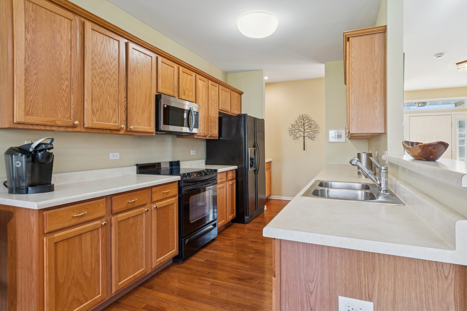 602 Clearwater Court, Oswego, IL 60543