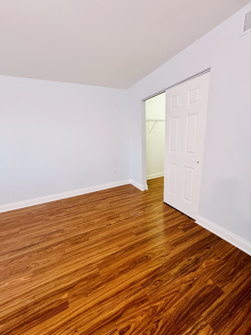 35 Foxcroft Road #115, Naperville, IL 60565
