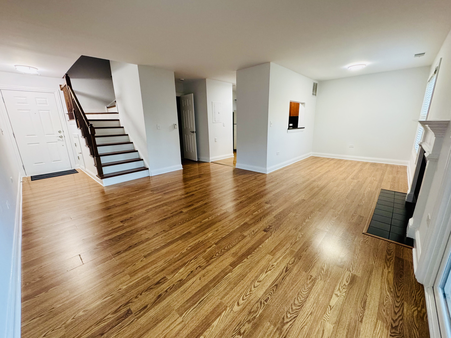 35 Foxcroft Road #115, Naperville, IL 60565