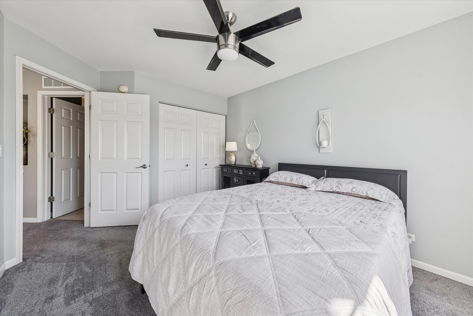 208 Belle Vue Court #A, Sugar Grove, IL 60554