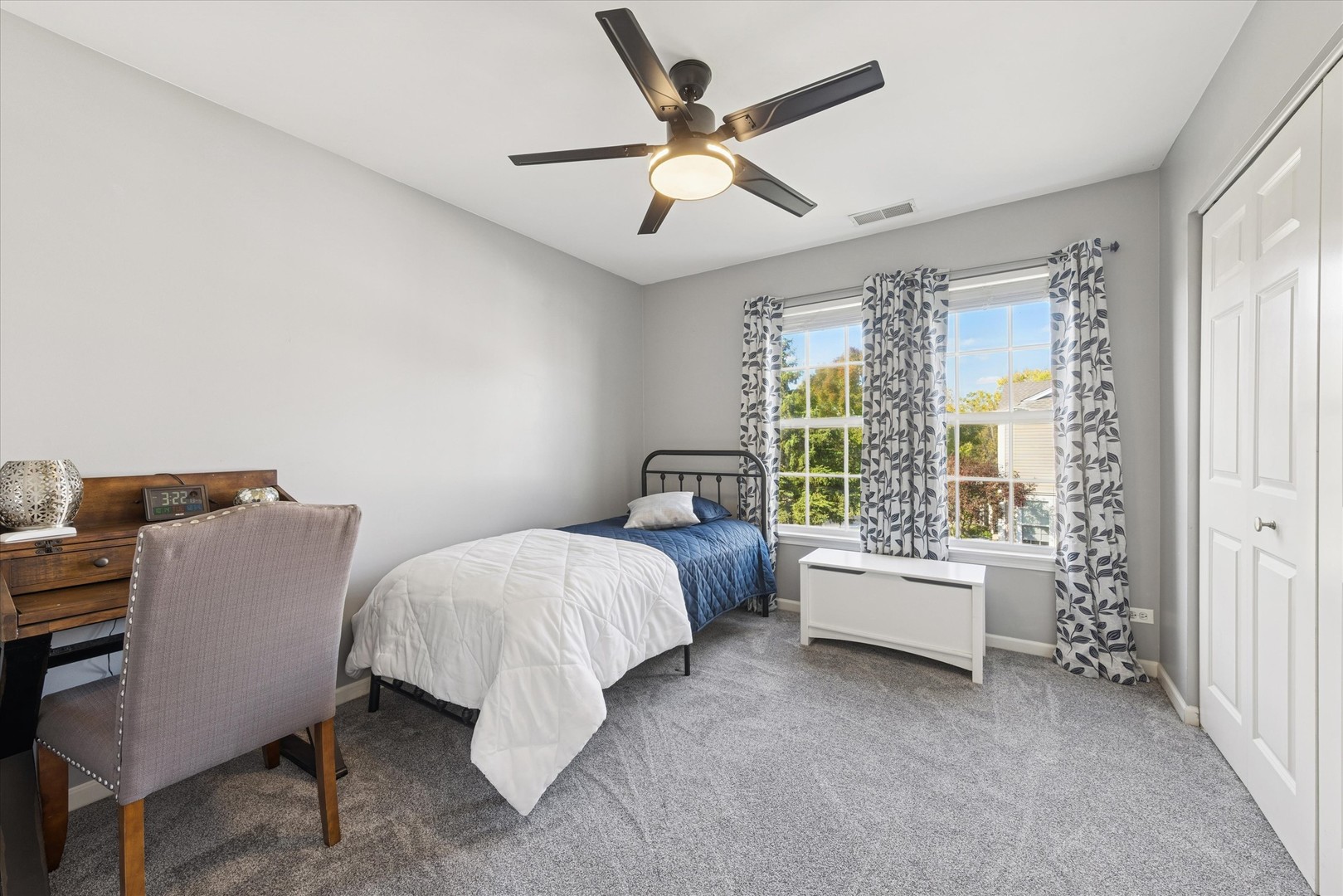 208 Belle Vue Court #A, Sugar Grove, IL 60554