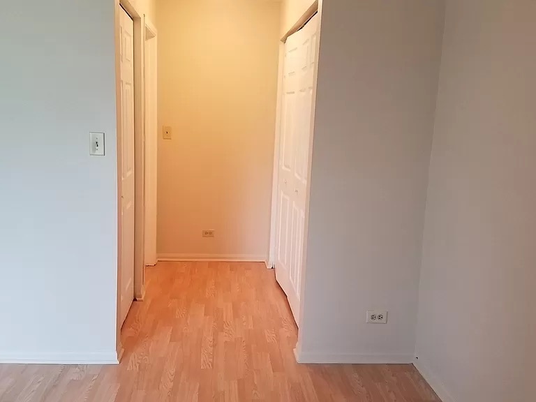 75 Kristin Circle #315, Schaumburg, IL 60195