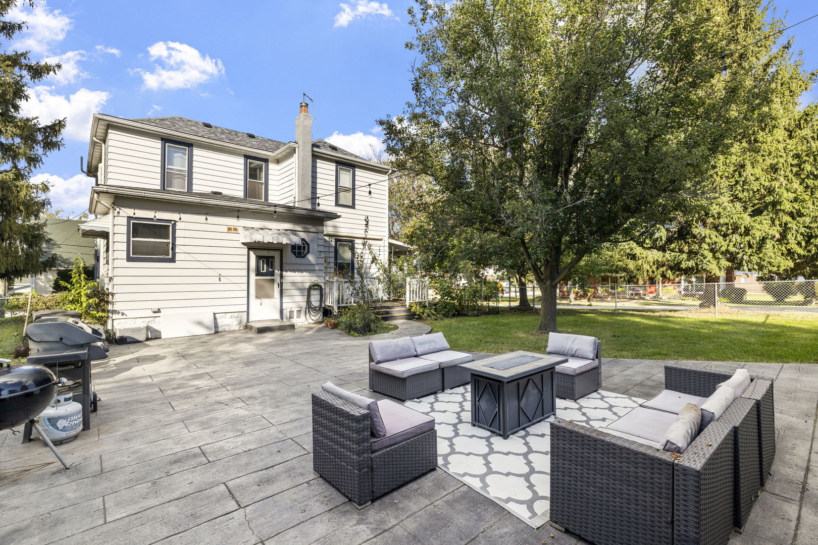 202 Hickory Street, New Lenox, IL 60451