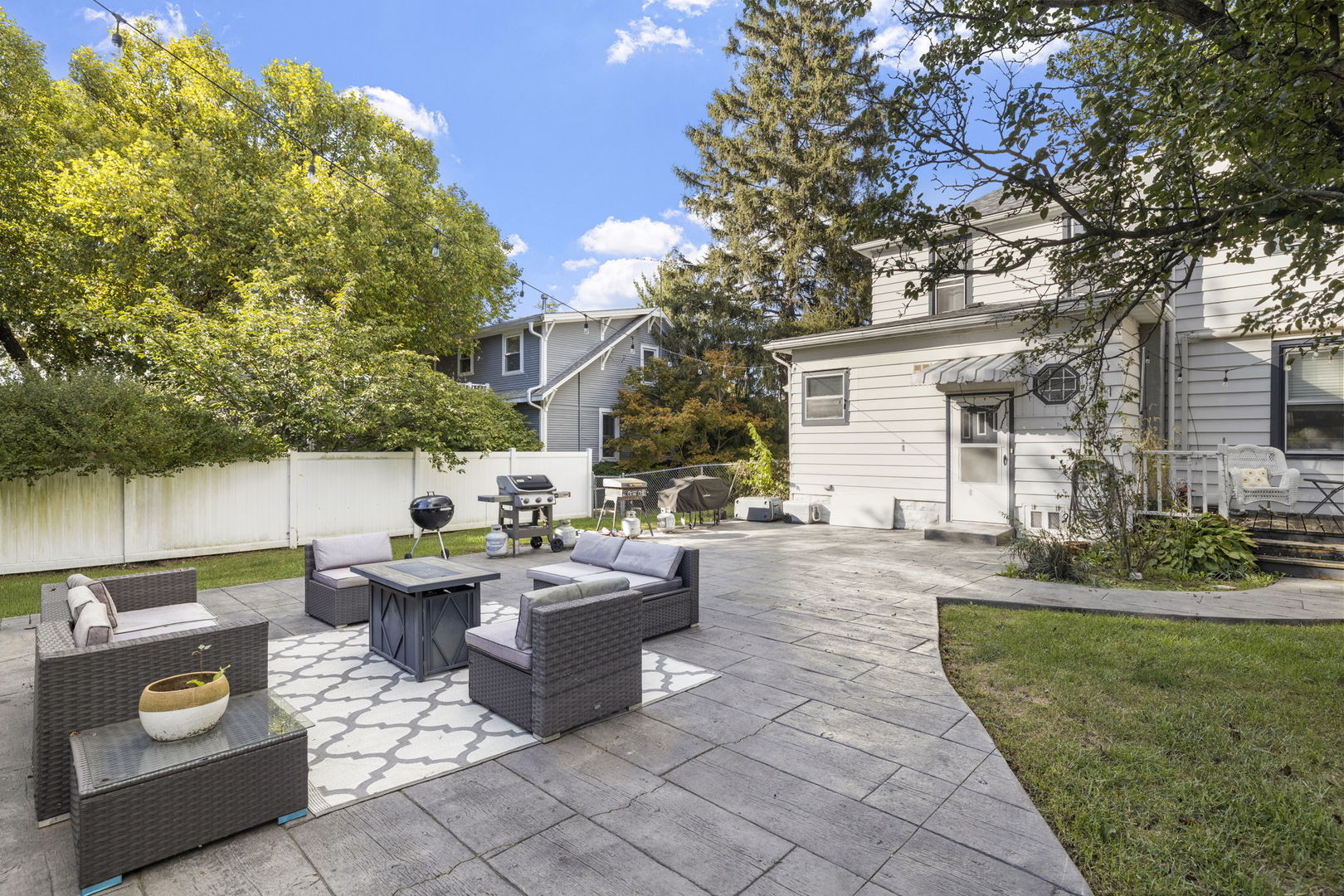 202 Hickory Street, New Lenox, IL 60451