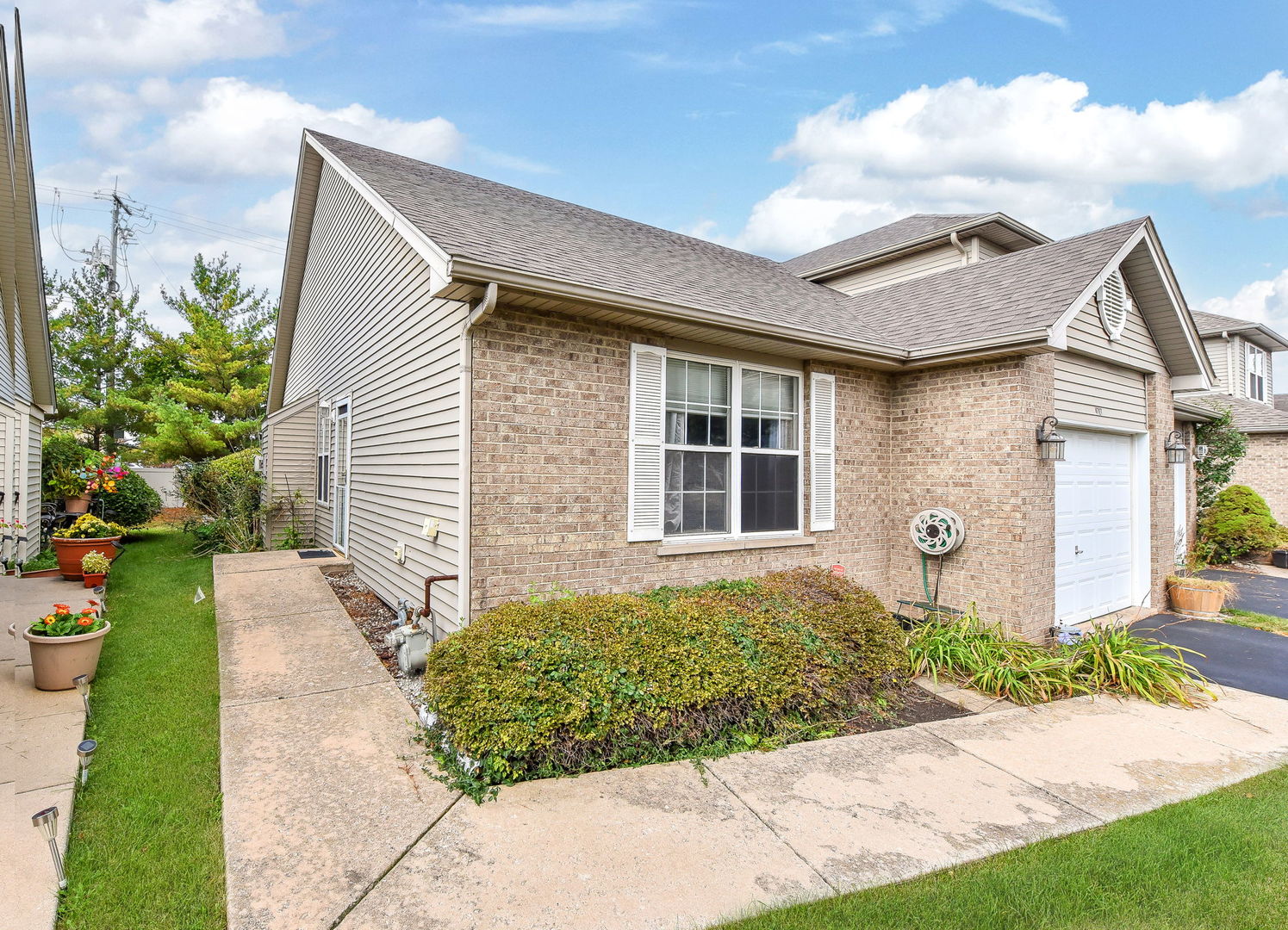 4727 Orrefors Court, Joliet, IL 60431
