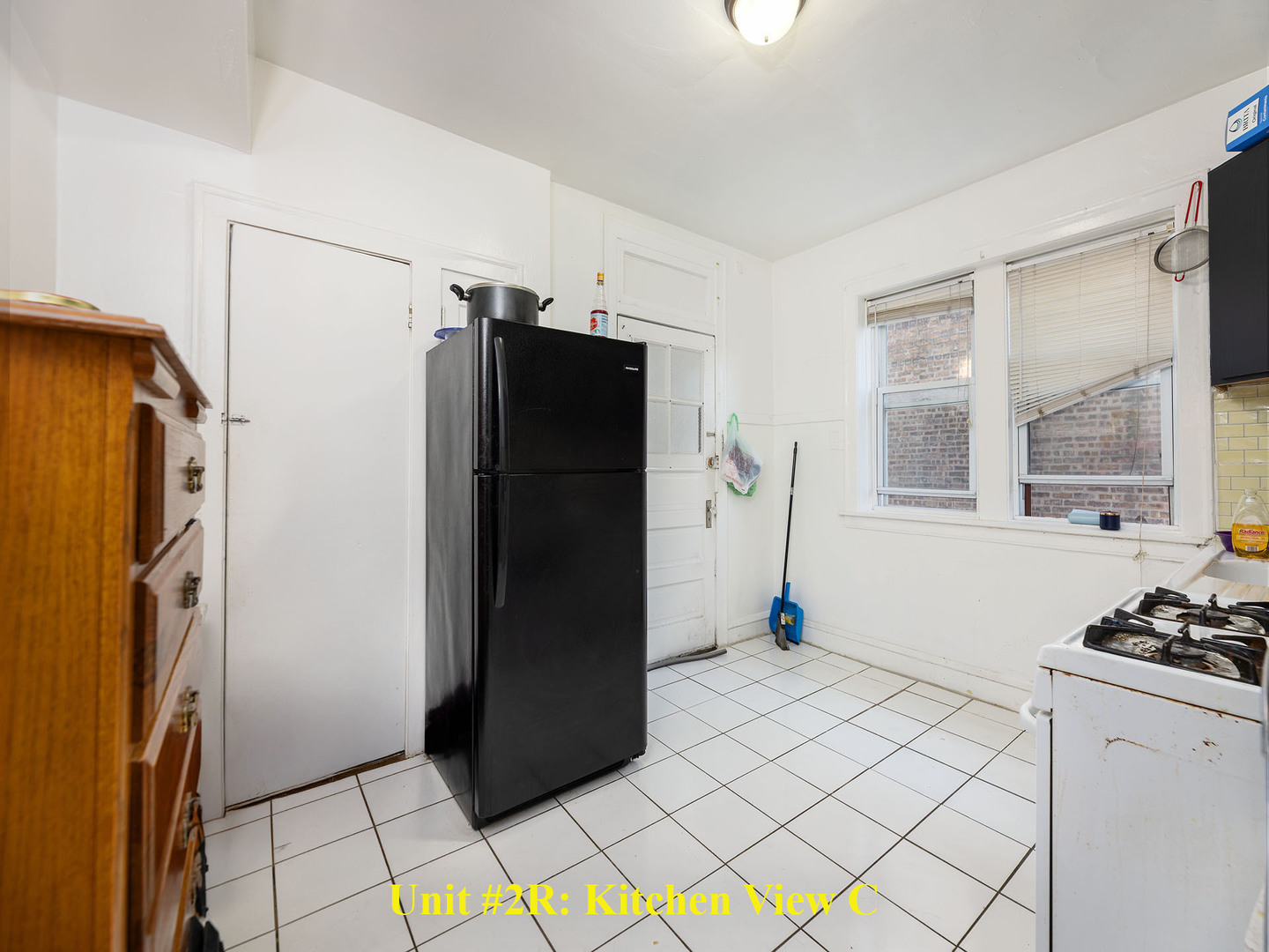 6212 N Sacramento Avenue, Chicago, IL 60659