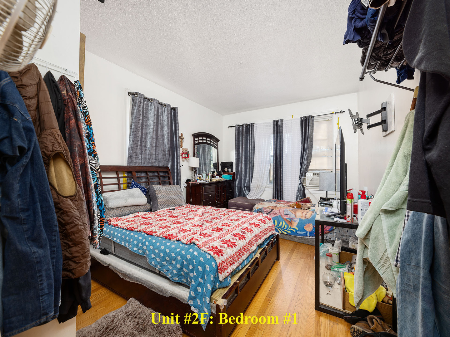 6212 N Sacramento Avenue, Chicago, IL 60659